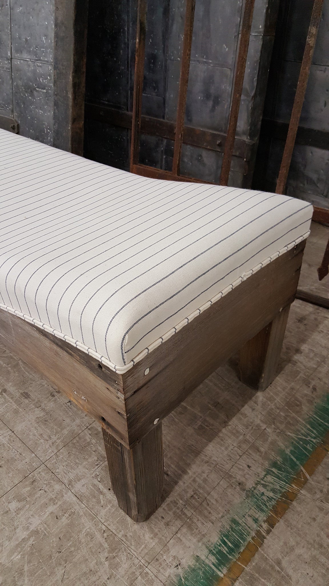 Upholstered Lounge Bench