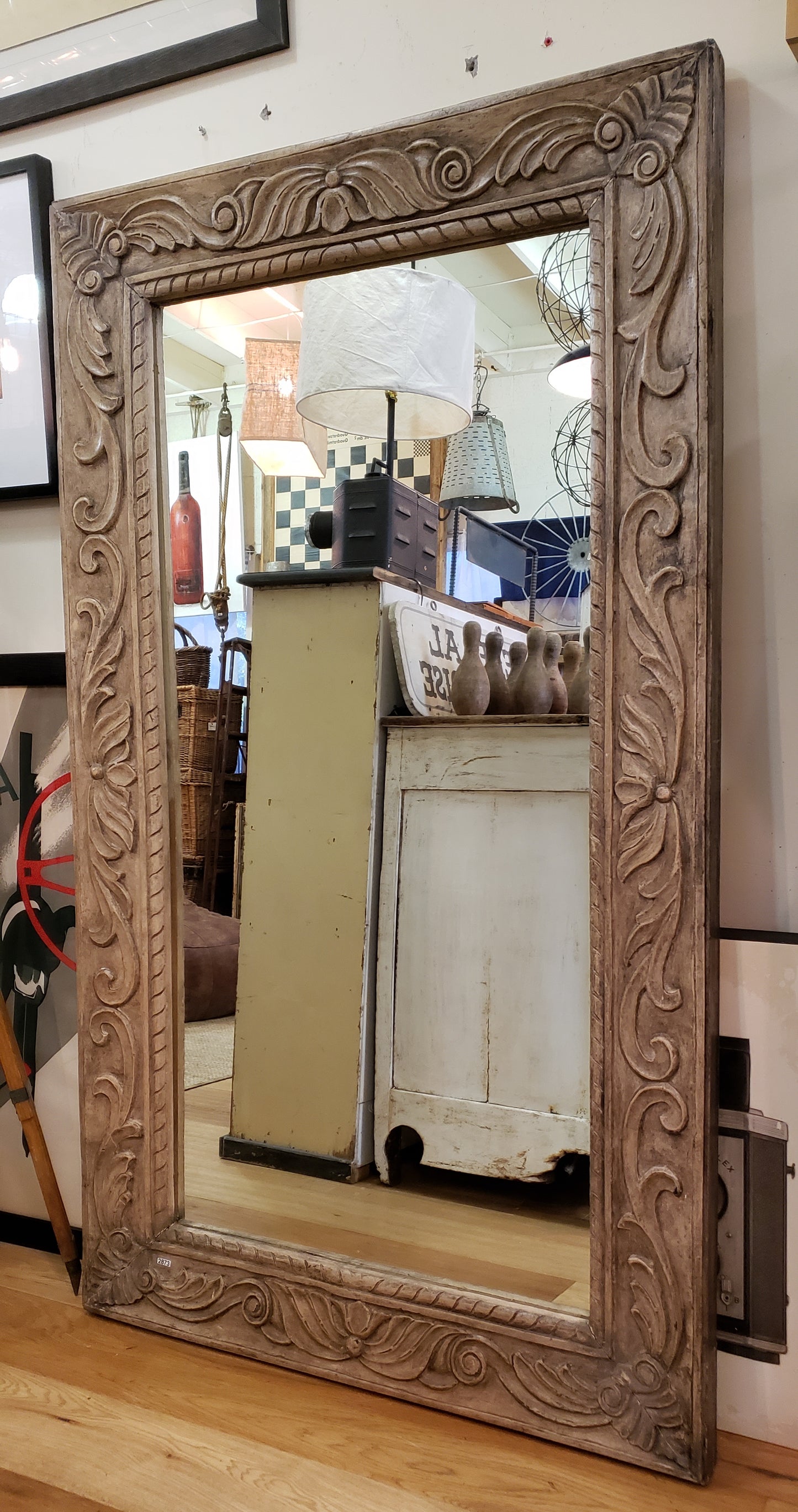 Single Rectangle Pane Wooden Mirror