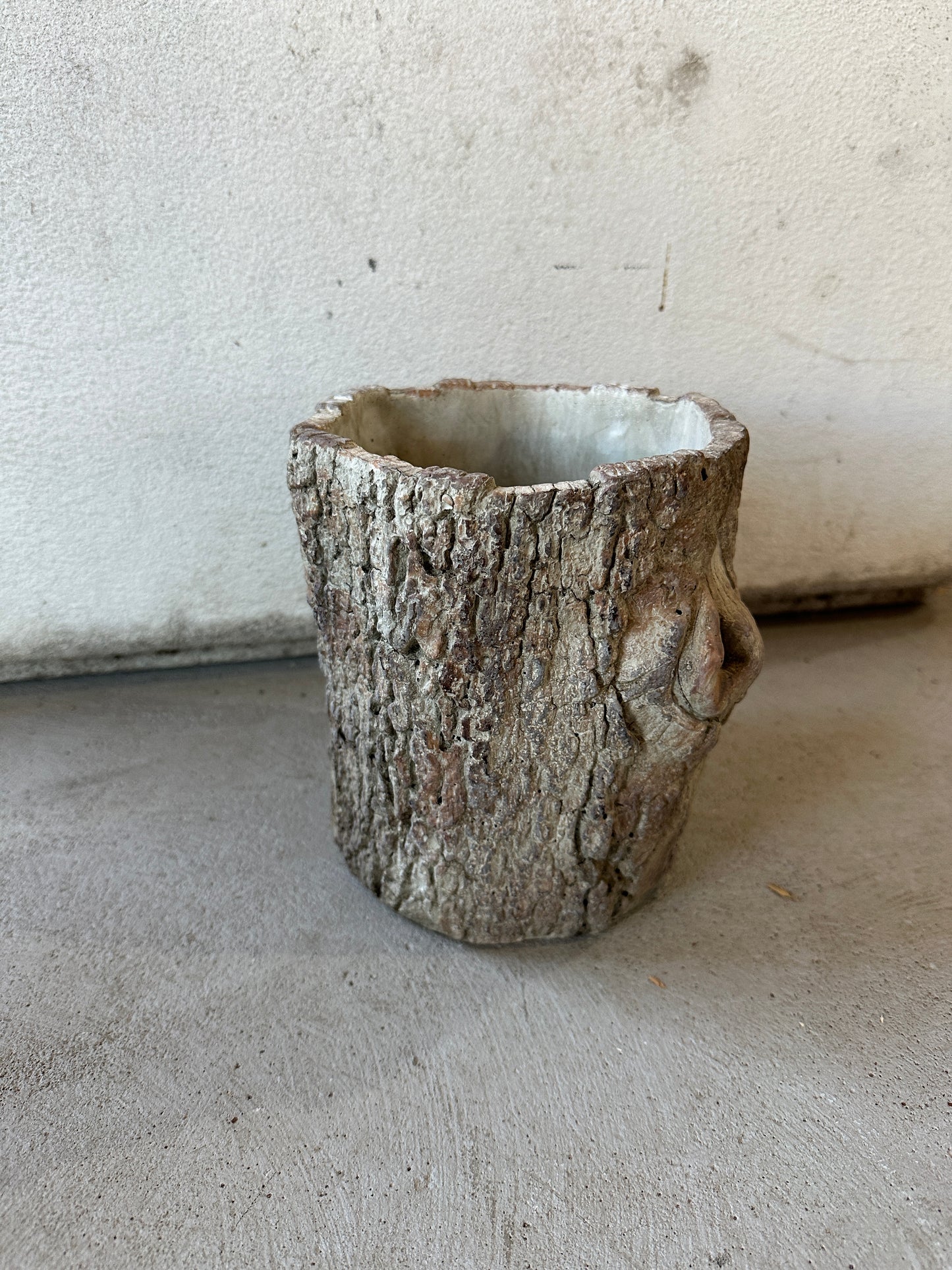 Faux Bois Log Planter - Medium