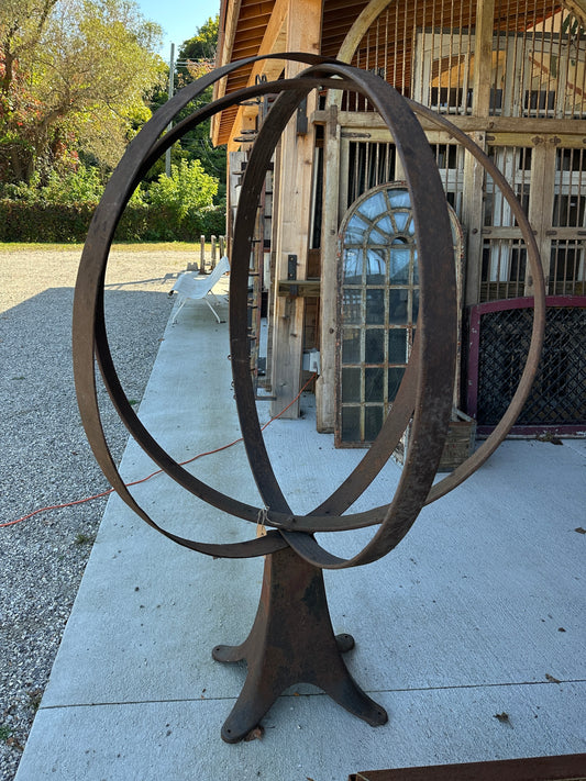Metal Topiary Orb