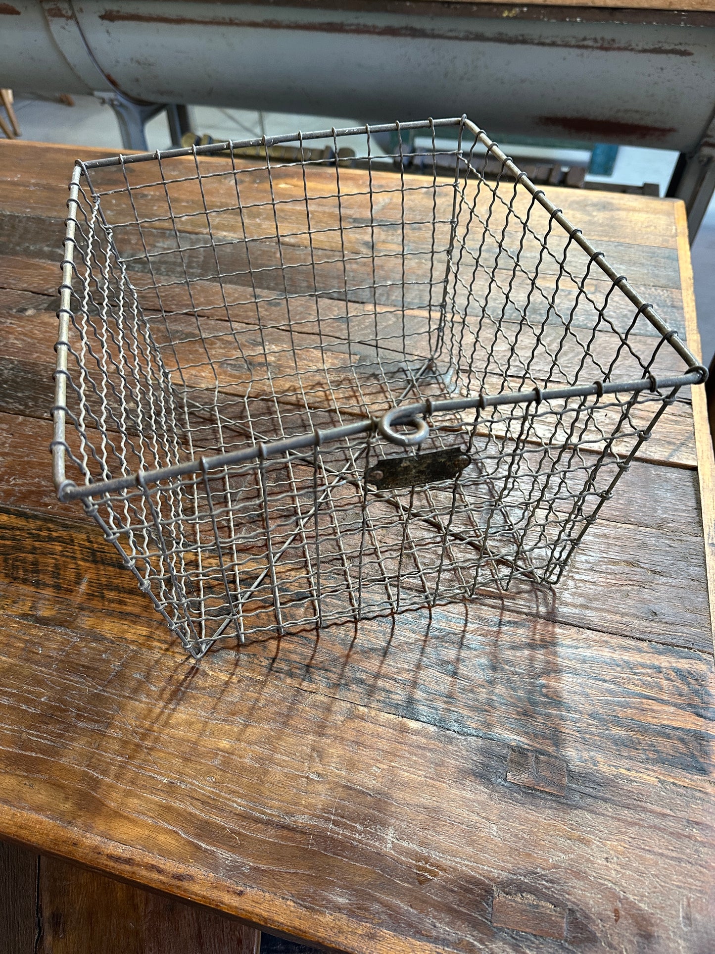 Early Wire Locker Basket