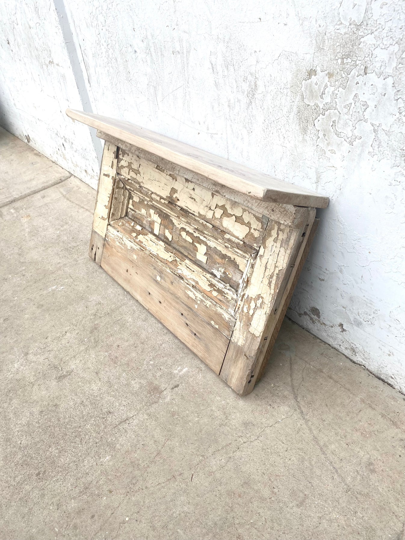 Repurposed Kentucky Farmhouse Shelf