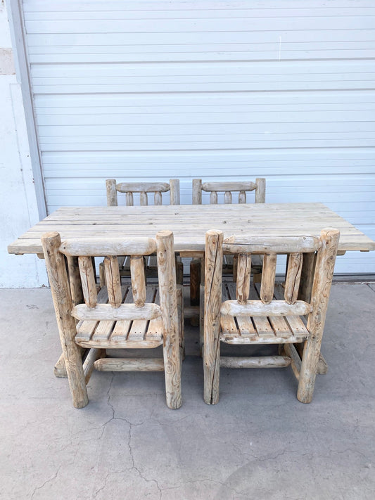 Cabin Dining Table and 4 Chairs