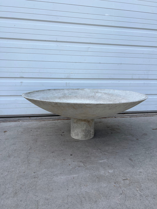 Round Willy Guhl Planter
