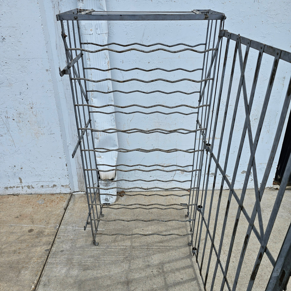 Aluminum Rigidex Wine Cage