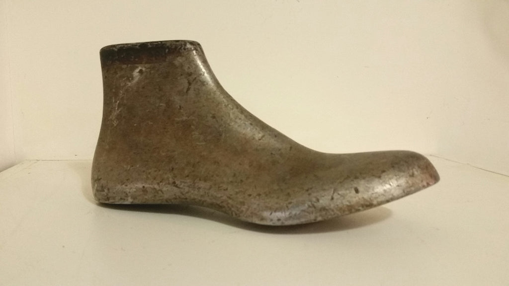 Metal Shoe Form