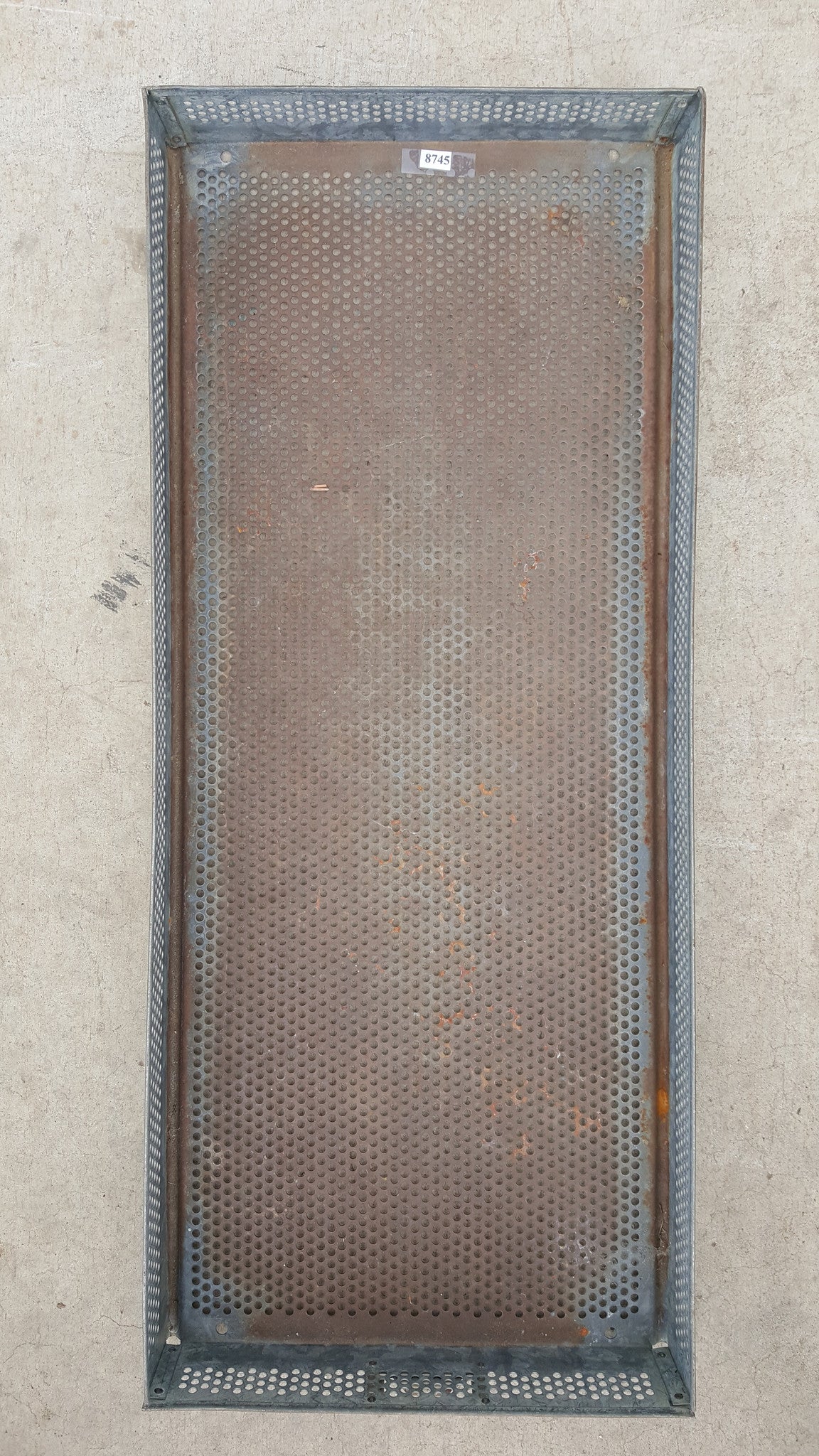 Galvanized Rectangular Tray with Round Holes